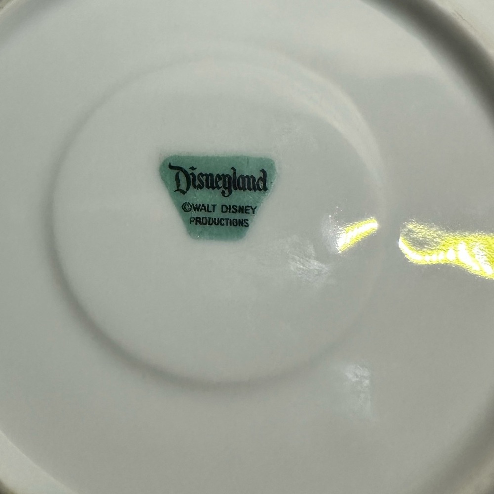 Vintage Disneyland Tea Cup & Saucer Featuring Tinkerbell and the Castle - Picture 8 of 10